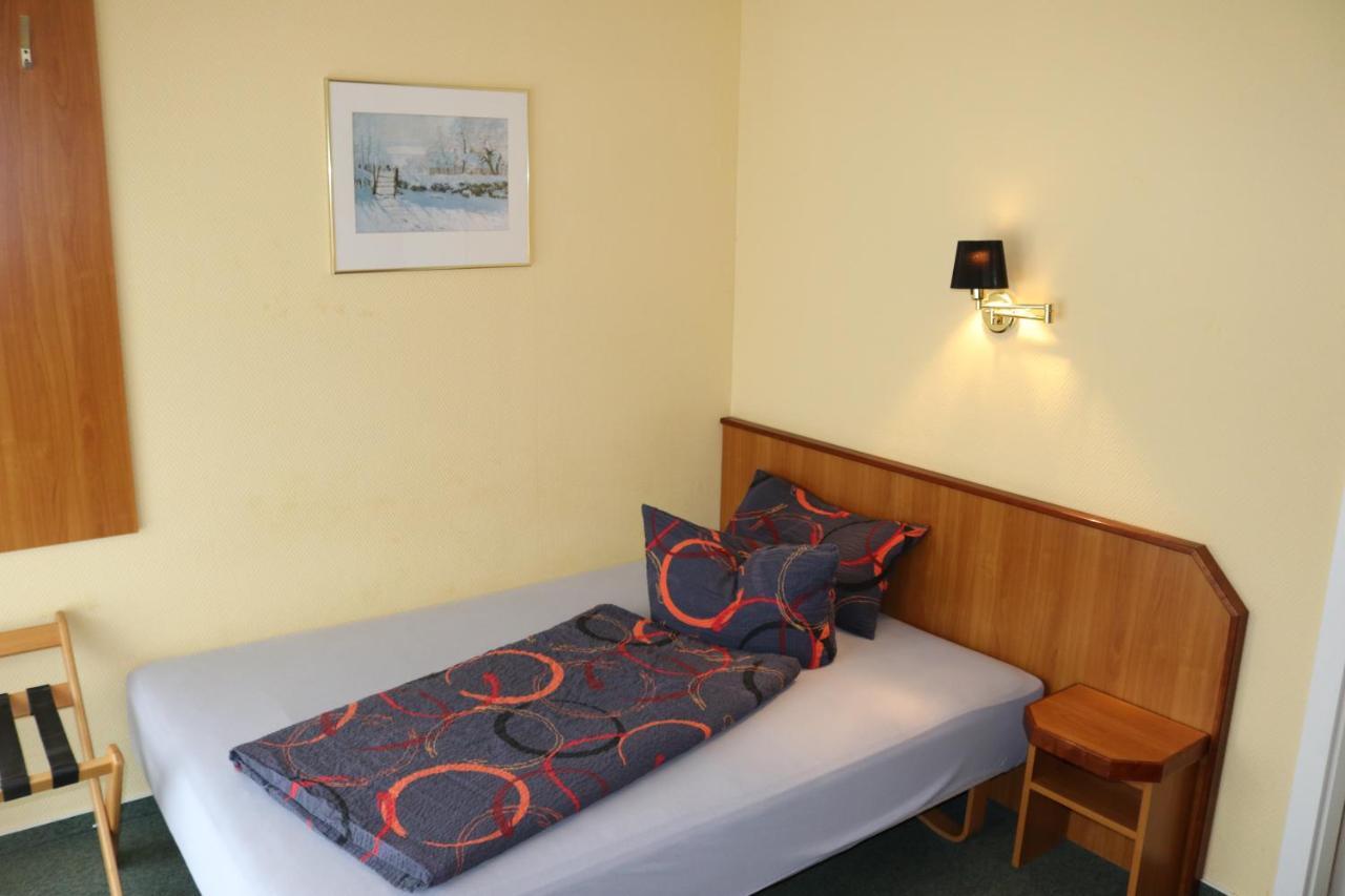 Stadthotel Brandenburger Hof 네우루핀 외부 사진